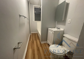 NY 809 Ave, Unit #32E, Union City, New Jersey 07087, 1 Bedroom Bedrooms, ,1 BathroomBathrooms,Apartment,For Rent,809,2013