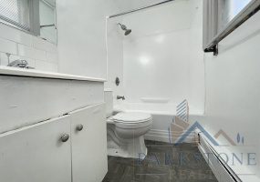 405 Woodlawn Ave, Unit #1E, Jersey City, New Jersey 07305, 2 Bedrooms Bedrooms, ,1 BathroomBathrooms,Apartment,For Rent,Woodlawn,2556