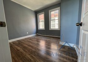404 10th Ave, Unit #6E, Paterson, New Jersey 07514, 3 Bedrooms Bedrooms, ,1 BathroomBathrooms,Apartment,For Rent,10th,2689