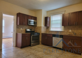 233 Barrow Ave, Unit #4E, Jersey City, New Jersey 07302, 2 Bedrooms Bedrooms, ,1 BathroomBathrooms,Apartment,For Rent,Barrow,2722