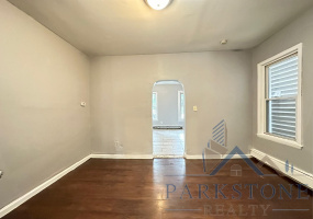 138 Fulton Ave, Unit #1E, Jersey City, New Jersey 07305, 1.5 Bedrooms Bedrooms, ,1 BathroomBathrooms,Apartment,For Rent,Fulton,3027