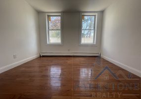 25-27 East 17 Street, Unit #4E, Bayonne, New Jersey 07002, 2 Bedrooms Bedrooms, ,1 BathroomBathrooms,Apartment,For Rent,East 17,3238