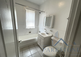233 Weequahic Ave, Unit #13E, Newark, New Jersey 07112, 1 Bedroom Bedrooms, ,1 BathroomBathrooms,Apartment,For Rent,Weequahic,3249