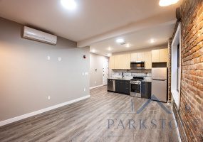 70 Arlington Ave, Unit #19E, Jersey City, New Jersey 07305, 3 Bedrooms Bedrooms, ,1 BathroomBathrooms,Apartment,For Rent,Arlington,3347