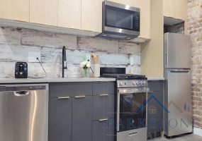 70 Arlington Ave, Unit #17E, Jersey City, New Jersey 07305, 3 Bedrooms Bedrooms, ,1 BathroomBathrooms,Apartment,For Rent,Arlington,3348