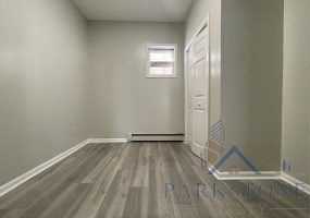 218 Bowers Street, Unit #1#, Jersey City, New Jersey 07305, 2 Bedrooms Bedrooms, ,1 BathroomBathrooms,Apartment,For Rent,Bowers,3644