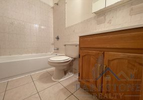 21 Bostwick Ave, Unit #2E, Jersey City, New Jersey 07305, 1 Bedroom Bedrooms, ,1 BathroomBathrooms,Apartment,For Rent,Bostwick,3669