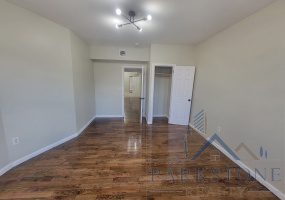 542 S 11th Street, Unit #1E, Newark, New Jersey 07108, 3 Bedrooms Bedrooms, ,2 BathroomsBathrooms,Apartment,For Rent,S 11th,3689