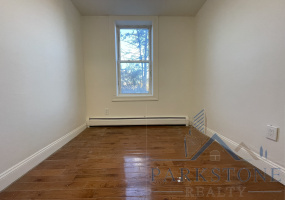 25 E 17th Street, Unit #8E, Bayonne, New Jersey 07002, 2 Bedrooms Bedrooms, ,1 BathroomBathrooms,Apartment,For Rent,E 17th,3695