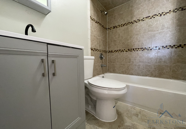 369 S 9th Street, Unit #3E, Newark, New Jersey 07103, 2 Bedrooms Bedrooms, ,1 BathroomBathrooms,Apartment,For Rent,S 9th,3724