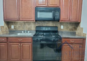 520 Central Ave, Unit #7E, Jersey City, New Jersey 07307, 1 Bedroom Bedrooms, ,1 BathroomBathrooms,Apartment,For Rent,Central ,3977