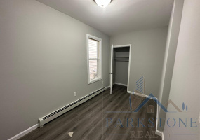 690 S 18th Street, Unit #1E, Newark, New Jersey 07103, 3 Bedrooms Bedrooms, ,1 BathroomBathrooms,Apartment,For Rent,S 18th,4467