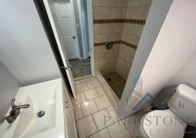 64 Rutgers Ave, Unit #2E, Jersey City, New Jersey 07305, 3 Bedrooms Bedrooms, ,1 BathroomBathrooms,Apartment,For Rent,Rutgers,4704
