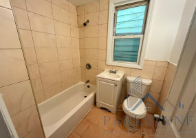 160 Fulton Ave, Unit #1E, Jersey City, New Jersey 07305, 4 Bedrooms Bedrooms, ,2 BathroomsBathrooms,Apartment,For Rent,Fulton,4708