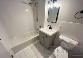 22 W 25th Street, Unit #47E, Bayonne, New Jersey 07002, 1 Bedroom Bedrooms, ,1 BathroomBathrooms,Apartment,For Rent,W 25th,4721