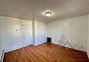 90 Armstrong Ave, Unit #29E, Jersey City, New Jersey 07305, 2 Bedrooms Bedrooms, ,1 BathroomBathrooms,Apartment,For Rent,Armstrong,5181