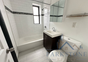 92 W 34th St, Unit #71E, Bayonne, New Jersey 07002, 2 Bedrooms Bedrooms, ,1 BathroomBathrooms,Apartment,For Rent,W 34th,5446