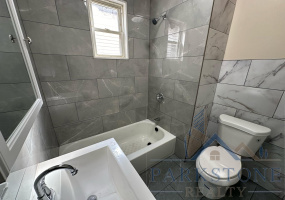 155 Bidwell Ave, Unit #2E, Jersey City, New Jersey 07305, 3 Bedrooms Bedrooms, ,1 BathroomBathrooms,Apartment,For Rent,Bidwell,5454