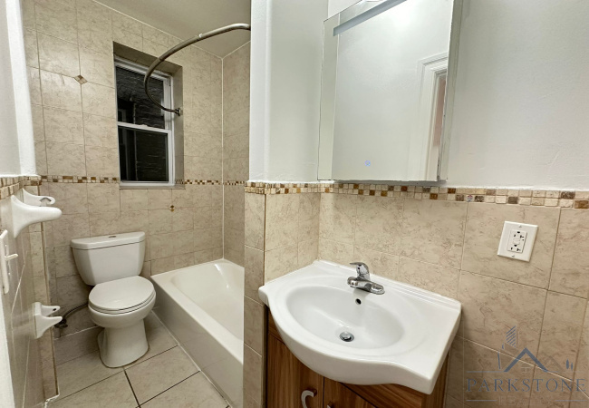 5111 Palisade Ave, Unit #2E, West New York, New Jersey 07093, 2 Bedrooms Bedrooms, ,1 BathroomBathrooms,Apartment,For Rent,Palisade,5597