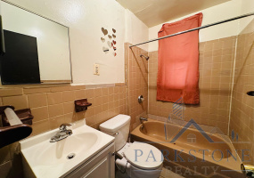 41 Grant Ave, Unit #19E, Jersey City, New Jersey 07305, 2 Bedrooms Bedrooms, ,1 BathroomBathrooms,Apartment,For Rent,Grant,5613