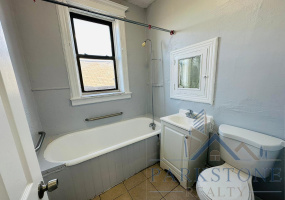9 Grant Ave, Unit #37E, Jersey City, New Jersey 07305, 3 Bedrooms Bedrooms, ,1 BathroomBathrooms,Apartment,For Rent,Grant,5639