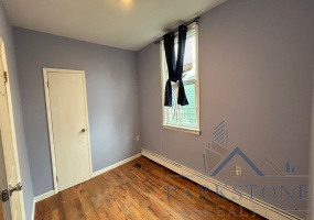 12 Meadow Street, Unit #2E, Bayonne, New Jersey 07002, 3 Bedrooms Bedrooms, ,1 BathroomBathrooms,Apartment,For Rent,Meadow,5643