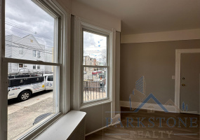 333 Pearsall Ave, Unit #1E, Jersey City, New Jersey 07305, 3 Bedrooms Bedrooms, ,1 BathroomBathrooms,Apartment,For Rent,Pearsall,5673