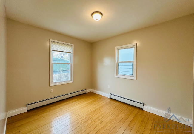145 Fulton Ave, Unit #2E, Jersey City, New Jersey 07305, 4 Bedrooms Bedrooms, ,2 BathroomsBathrooms,Apartment,For Rent,Fulton,5779