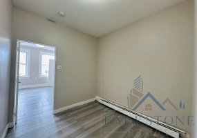 91 E 25th Street, Unit #13E, Bayonne, New Jersey 07002, 2 Bedrooms Bedrooms, ,1 BathroomBathrooms,Apartment,For Rent,E 25th,5796