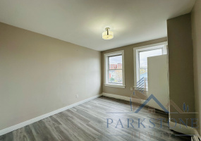 91 E 25th Street, Unit #13E, Bayonne, New Jersey 07002, 2 Bedrooms Bedrooms, ,1 BathroomBathrooms,Apartment,For Rent,E 25th,5796