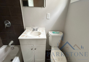 11 Rose Ave, Unit #1E, Jersey City, New Jersey 07305, 3 Bedrooms Bedrooms, ,1 BathroomBathrooms,Apartment,For Rent,Rose,5872