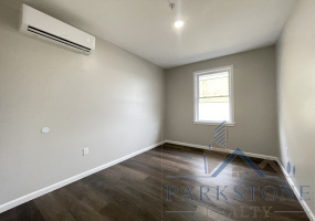 133 Pearsall Ave, Unit #3E, Jersey City, New Jersey 07305, 4 Bedrooms Bedrooms, ,2 BathroomsBathrooms,Apartment,For Rent,Pearsall,1905